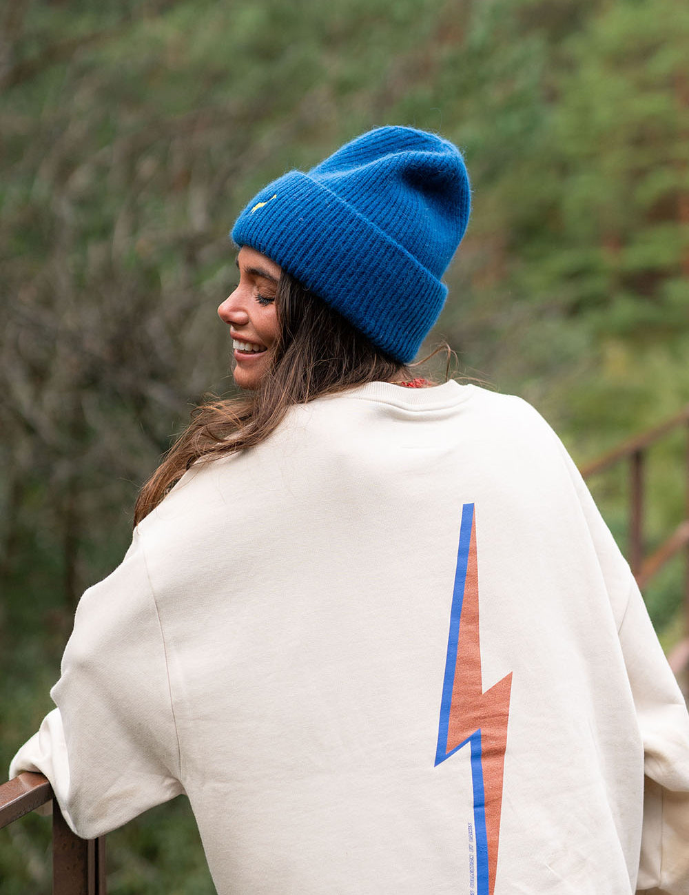 02_GORRO AZUL ELECTRICO