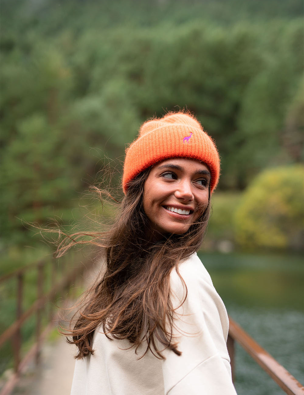02_GORRO NARANJA